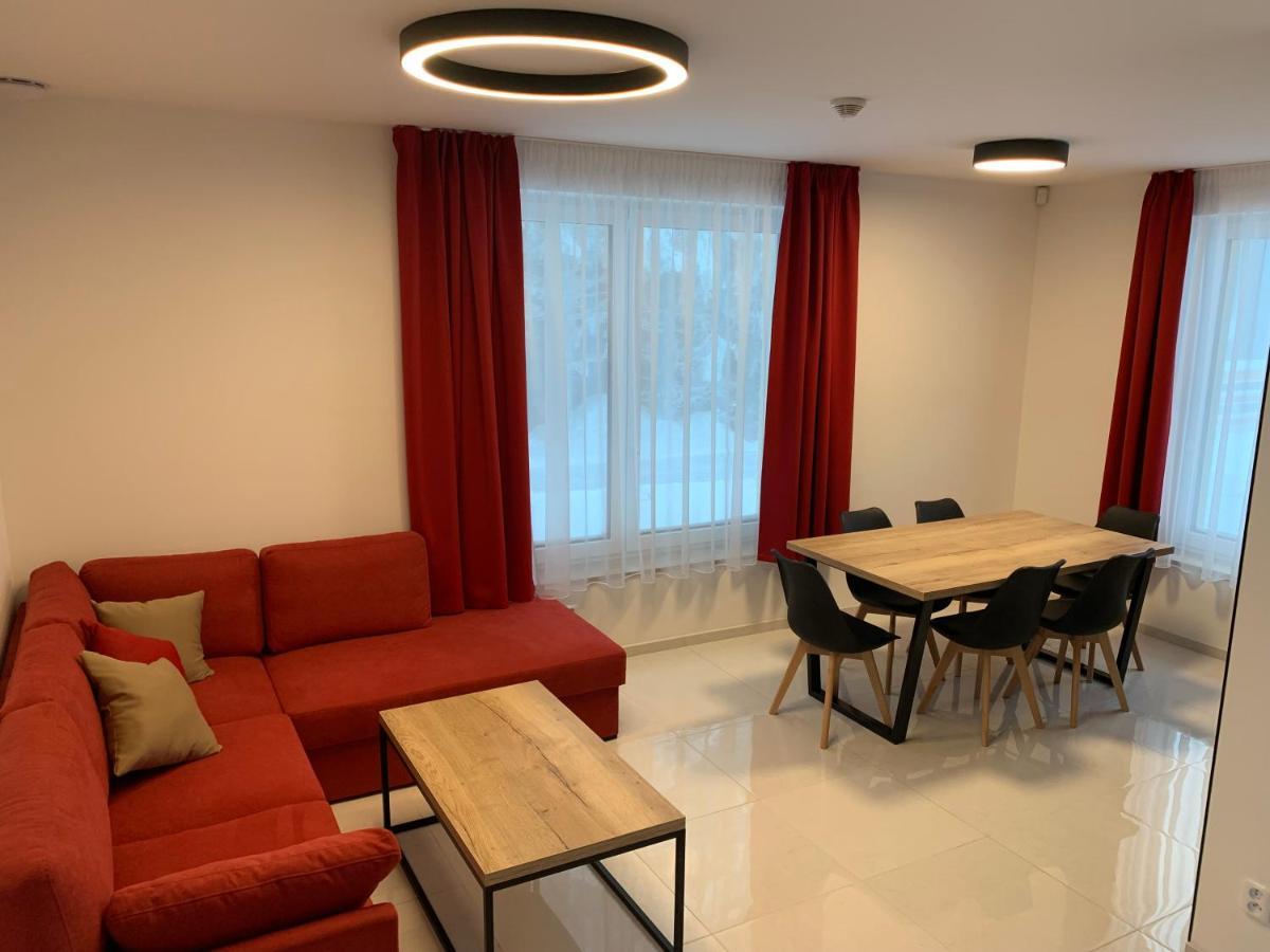 Chaty Pod Klinovcem โลชนา โปด กลิโนฟเซม ภายนอก รูปภาพ
